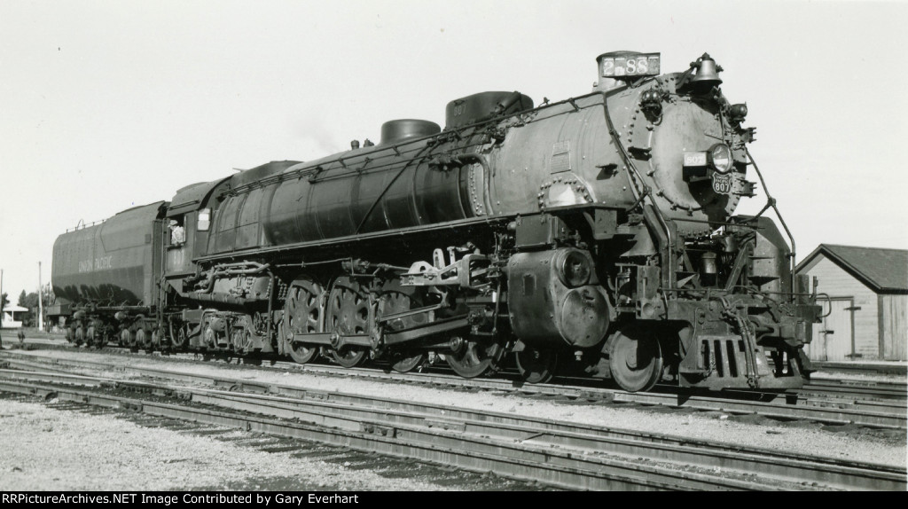 UP 4-8-4 #807 - Union Pacific